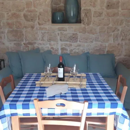 Apulian Trullo Nyaraló *